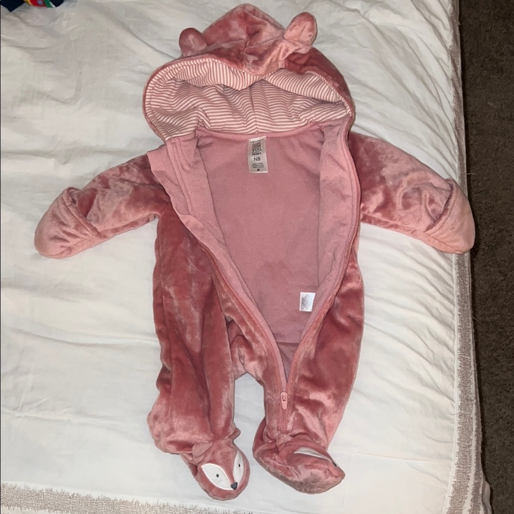Carter’s zipper footie coat pink size newborn nb